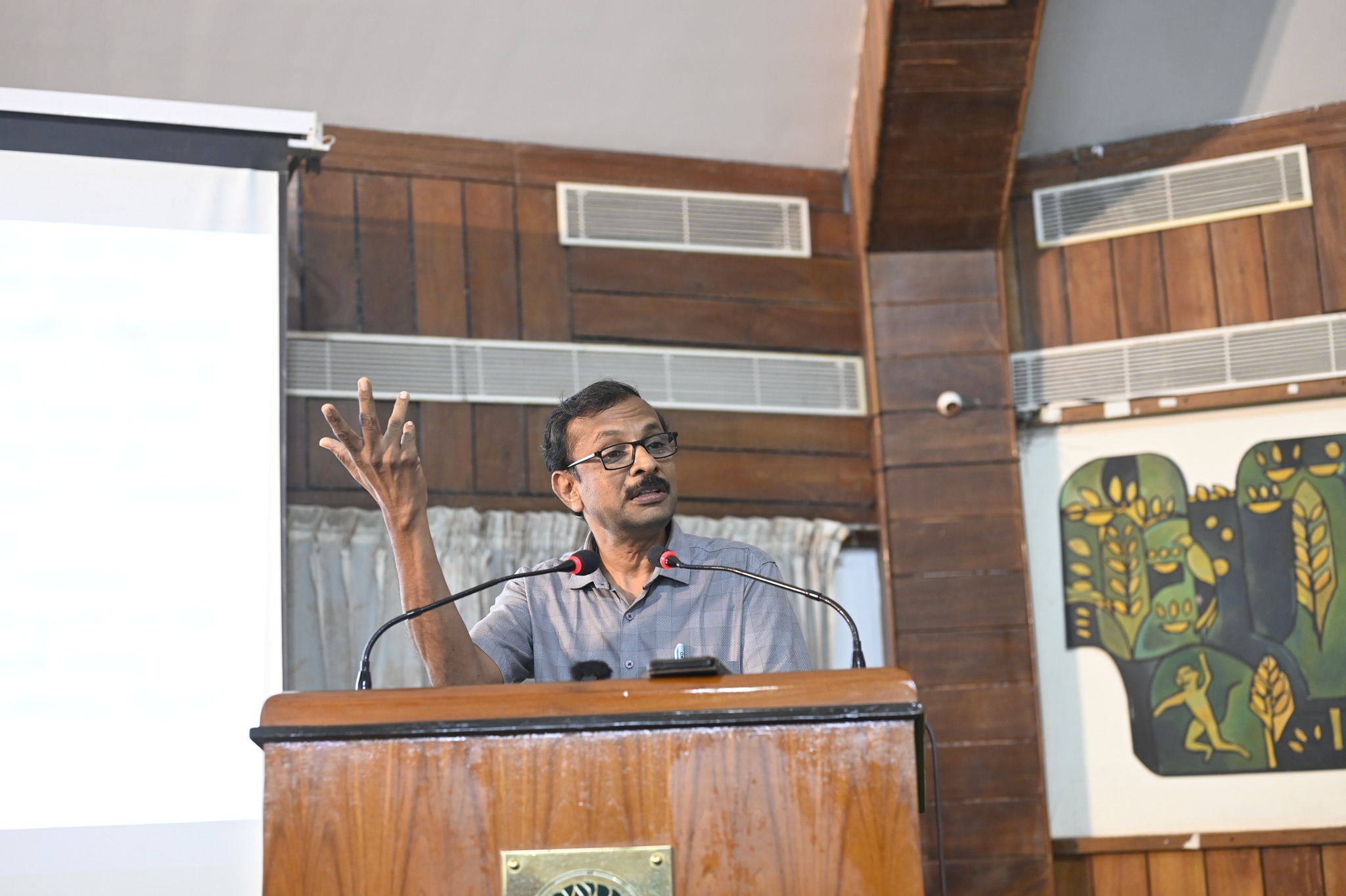  Rajeev Karalmanna